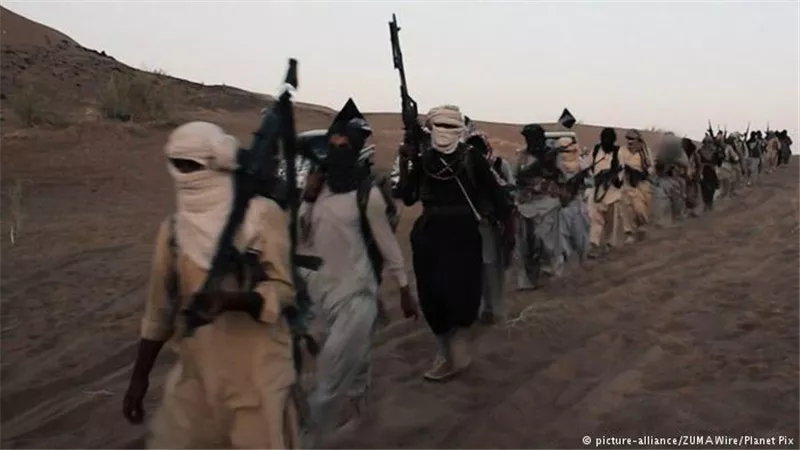 فرار مئات الدواعش من سوريا للعراق بملايين الدولارات