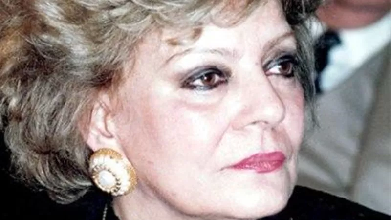 المهن التمثيلية تكشف حقيقة صحه حالة الفنانة نادية لطفى