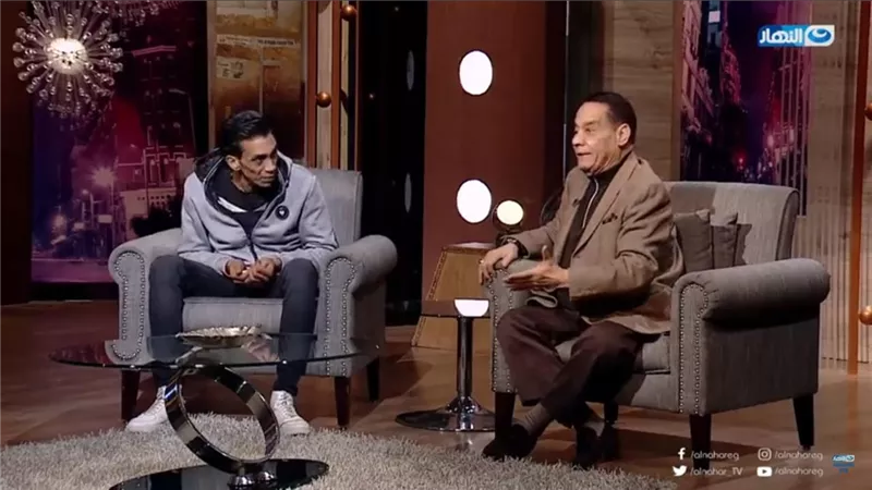 حلمي بكر لـ مجدي شطة: «لو جبتلك قصيدة شعر مش هتعرف تقرأها»