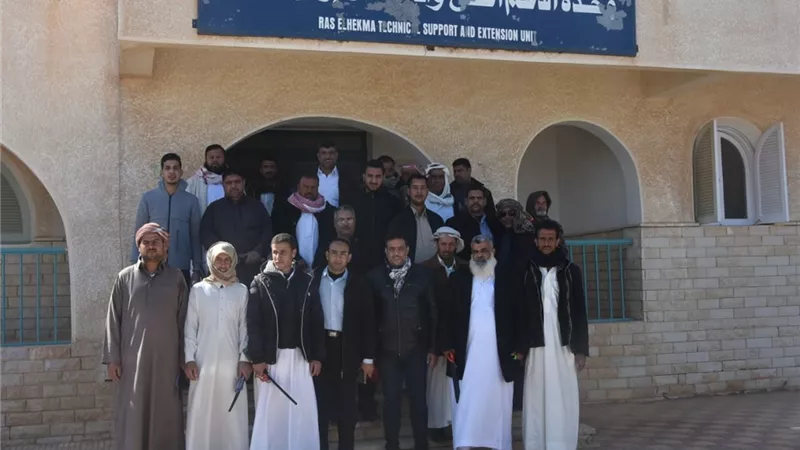 أكساد وبحوث الصحراء ينظمان ندوات توعية للمزارعين حول الممارسات الزراعية الجيدة بمطروح