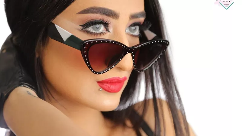 مي الجهمي في جلسة تصوير جريئة بعدسة مصطفى حافظ .. صور