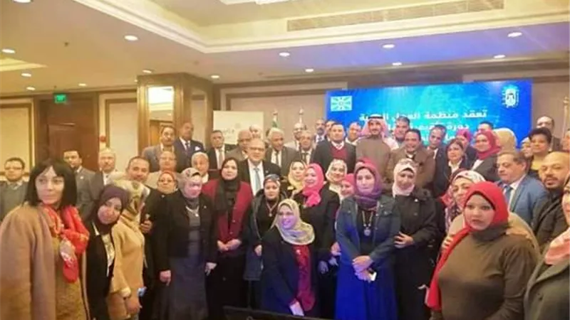اتحاد عمال بنى سويف فى ندوة منظمة العمل العربية