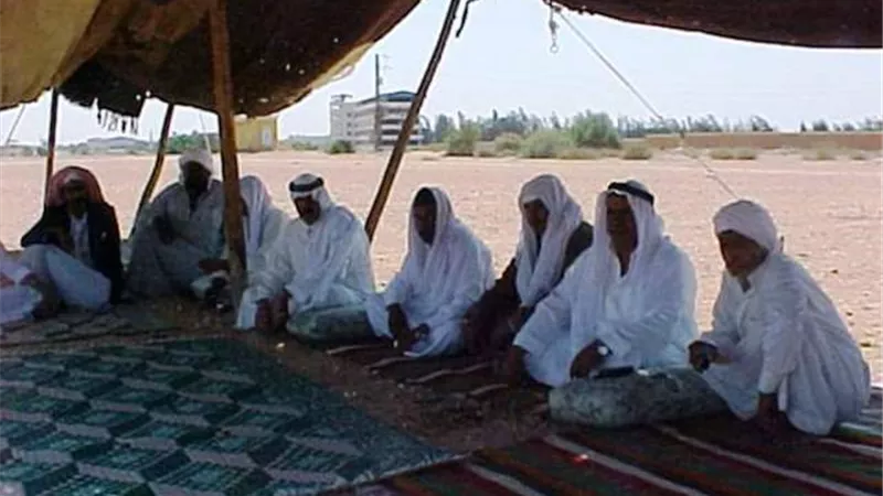 إقامة سهرة بدوية وأمسية شعرية عقب مهرجان الشرقية العاشر للهجن