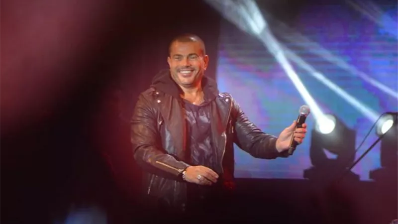 عمرو دياب يشعل ٦ أكتوبر بحفل جماهيري بعد غياب ١٢ عام