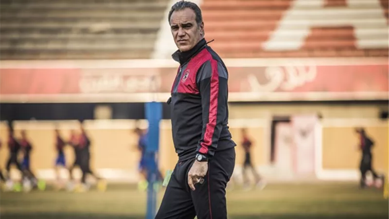 لاسارتي يوجه رسالة للاعبي الأهلي بشأن الزمالك وبيراميدز