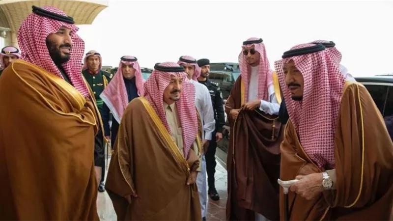 خادم الحرمين يصل مصر للمشاركة في القمة العربية - الأوروبية