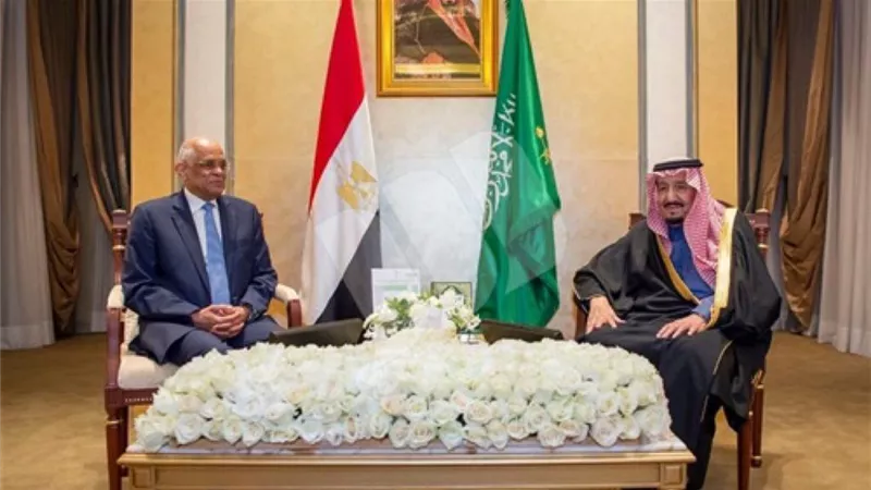 خادم الحرمين الشريفين يستقبل الدكتور علي عبدالعال رئيس مجلس النواب بشرم الشيخ