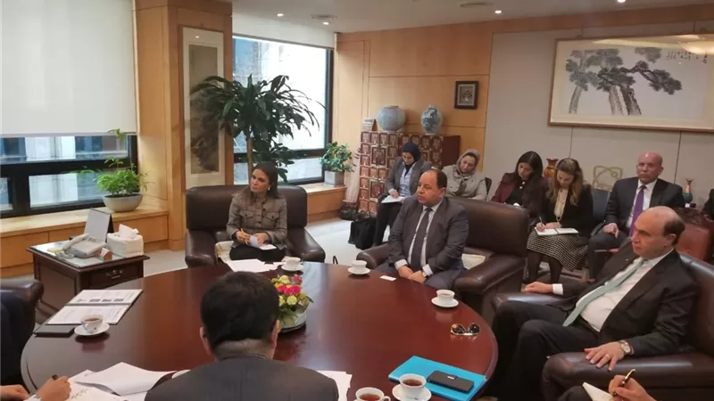 مميش يلتقي رئيس بنك التصدير الكورى لبحث التعاون بالمنطقة الاقتصادية