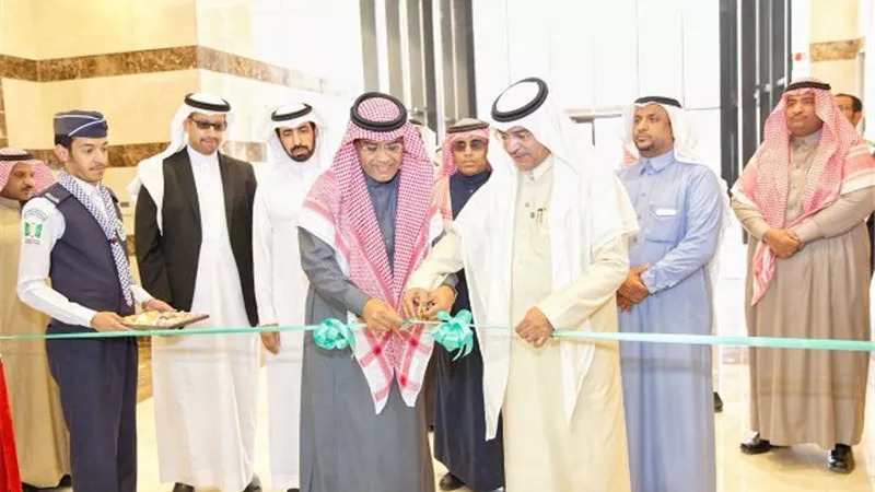 الذيابي و العُمري يفتتحان فعاليات يوم الجامعة المفتوح بجامعة تبوك