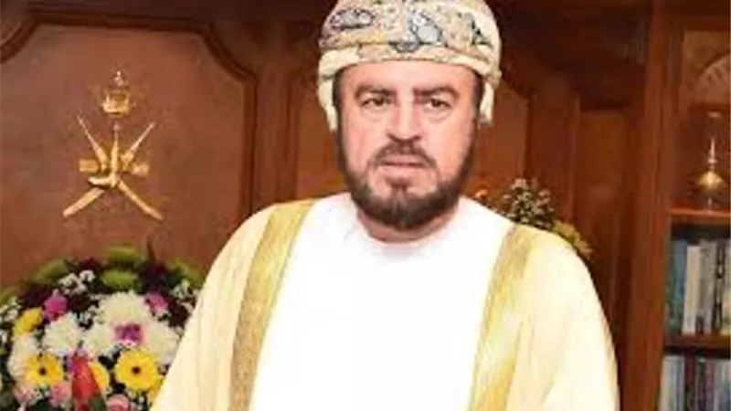 أسعد بن طارق رئيس وفد سلطنة عمان