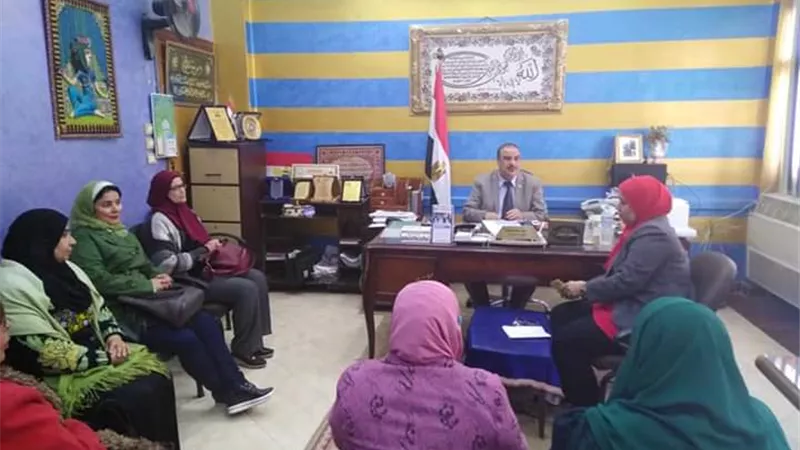 سلامة يشكل لجنة لاختيار القيادات النسائية بتعليم القليوبية