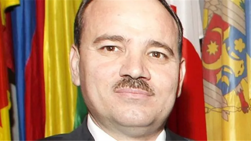 رئيس البانيا يصل القاهرة لبحث تعزيز التعاون بين البلدين