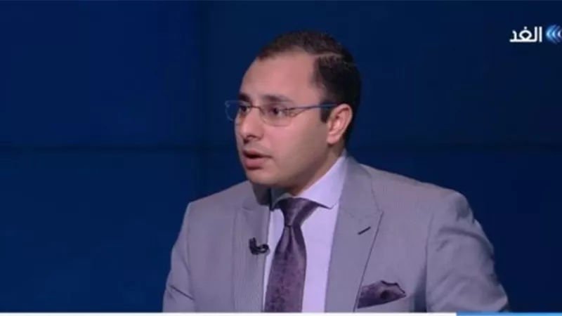 بالفيديو .. محلل ايراني: المرشد وراء استقالة وزير الخارجية