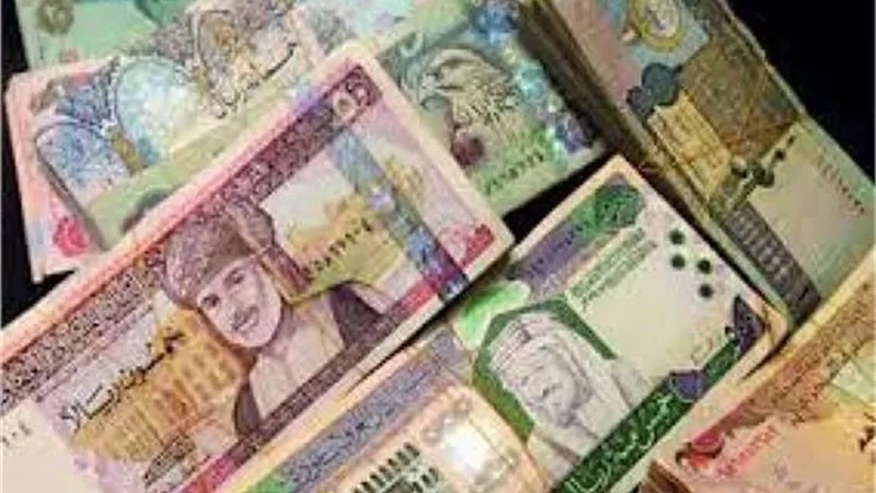 استقرار سعر صرف العملات العربية مقابل الجنيه فى مستهل التعاملات بالبنوك