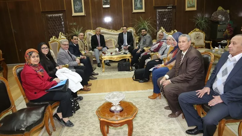 محافظ المنوفية يستقبل مقرر المجلس القومى للسكان