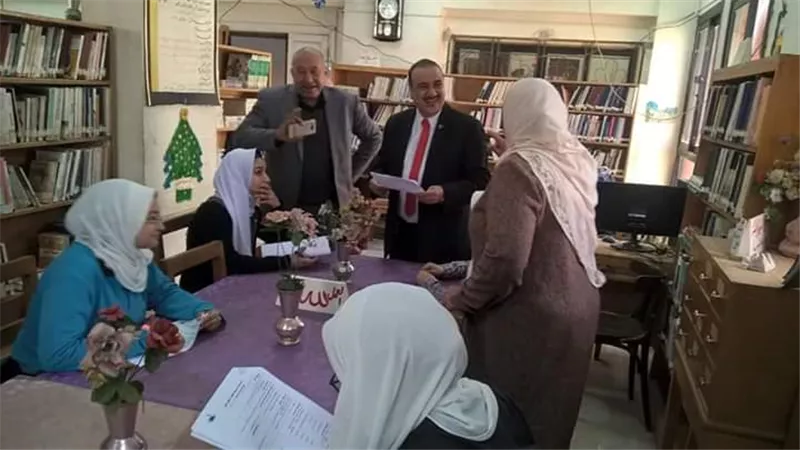 سلامة يتفقد توجية عام التربية الاجتماعية بتعليم القليوبية