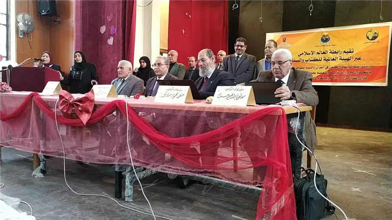 تعليم بورسعيد.. يدشن ورشة عمل للموجهين والمعلمين والطلاب فى الإعجاز العلمى فى القرآن والسنة ببورسعيد الثانوية للبنات الب