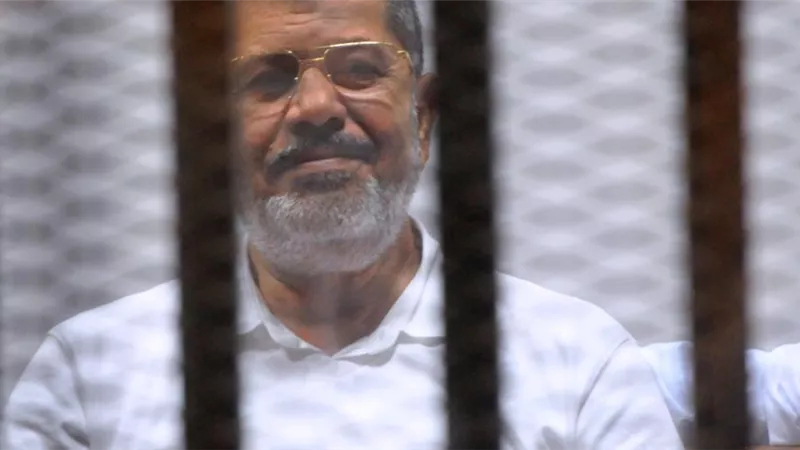 اليوم استكمال محاكمة محمد مرسى وآخرين في اقتحام الحدود الشرقية