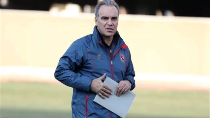 نجما الاهلى يخططان للرحيل الى اوروبا