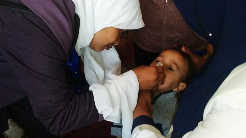 نجاح أعمال حملة التطعيم ضد شلل الأطفال بالأقصر