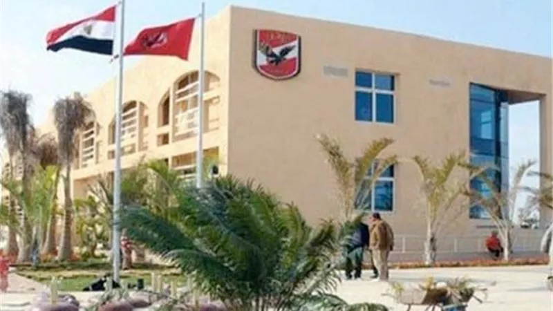 الأهلى يرصد 100 مليون جنيه لخمس صفقات جديدة