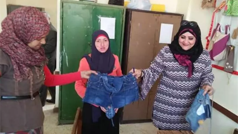 وكيلة تعليم قها تشدد علي تنسيق المعامل بمدرسة ترسا