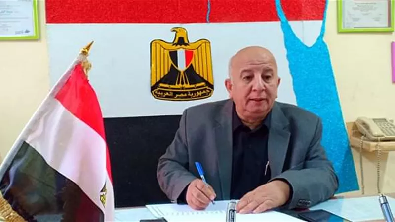 مشتهر الثانوية تمثل القليوبية على مستوى الجمهورية فى الزخرفة