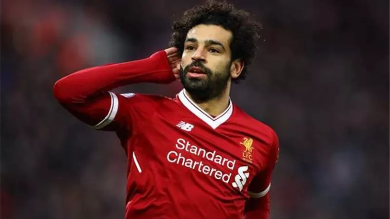 أزمة جديدة بين محمد صلاح واتحاد الكره