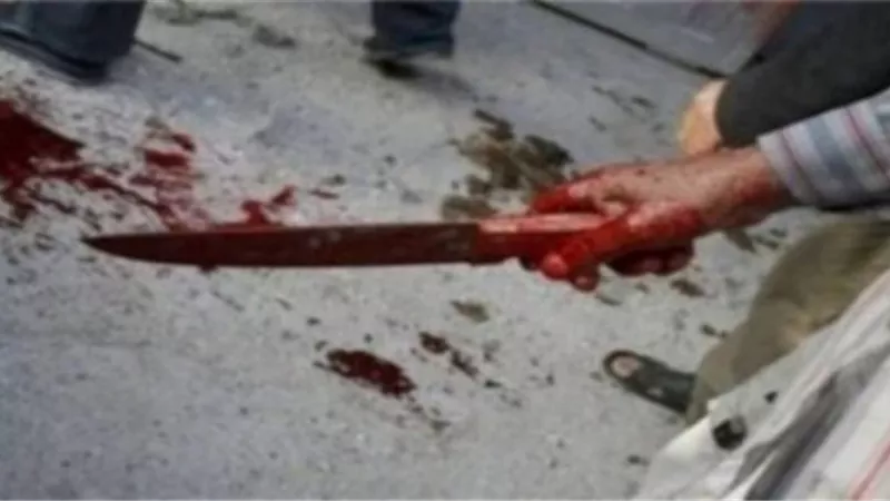 يقتل صديقه ويقطع جثته 3 اجزاء والسبب صادم