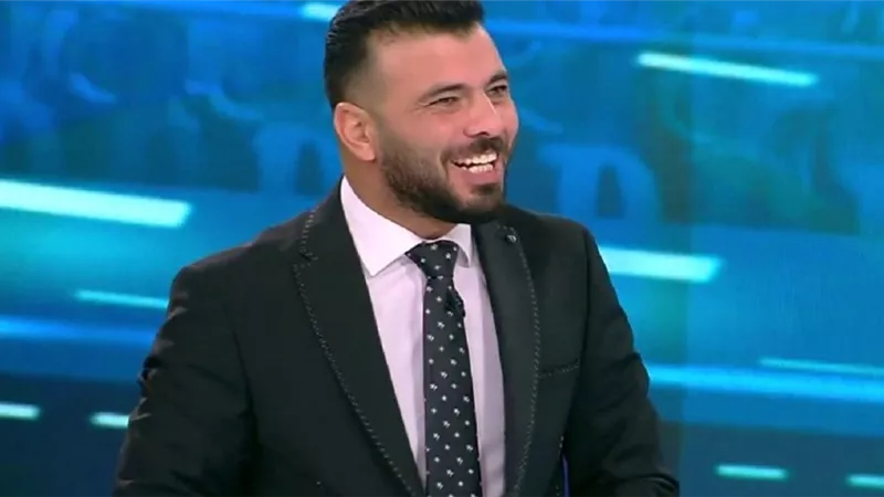 عماد متعب يوجه رسالة لنجم الأهلى المعار إلى الجونة