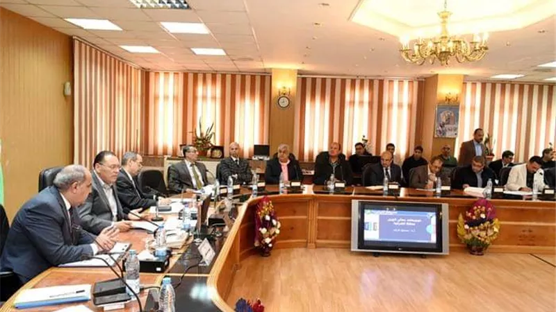 غراب يستعرض نسب تنفيذ الخطة الإستثمارية لمراكز ومدن الشرقية بنسبة تنفيذ 75%