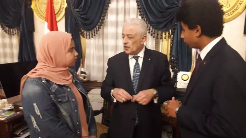 بالمستند. . وزير التعليم يعتمد الجدول الجديد لامتحانات الثانوية العامة.. صور