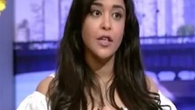 ازاى تسعد نفسك فى 