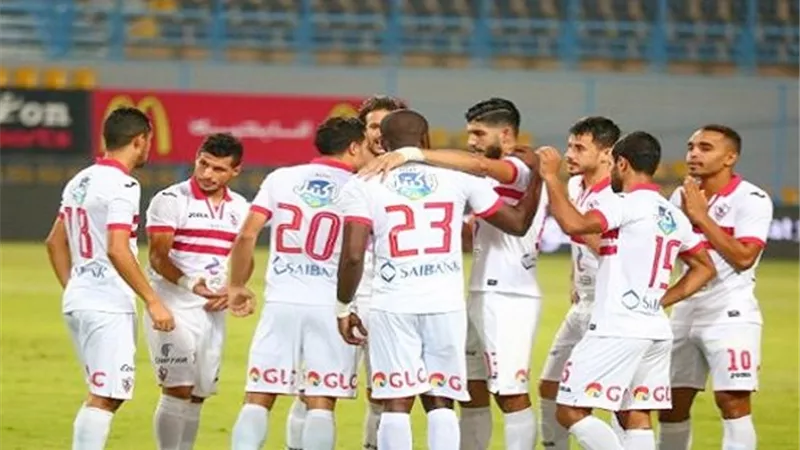 الزمالك يواجه بترو أتليتكو بالزى التقليدى وصاحب الارض بالأزرق