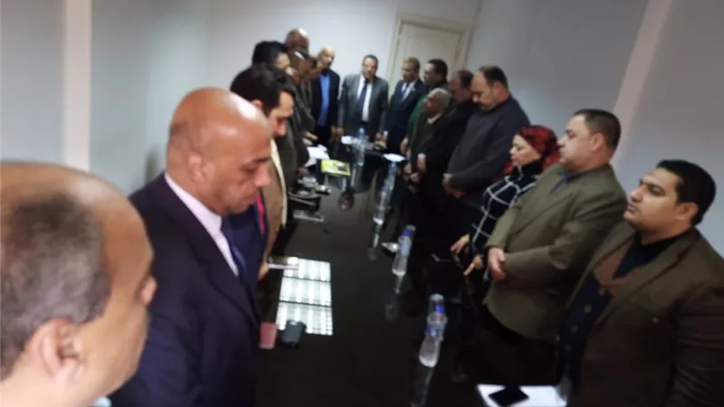 محلي عمال الأسكندرية: نقف صفا واحدة لمساندة الدولة في معاركها ضد الإرهاب