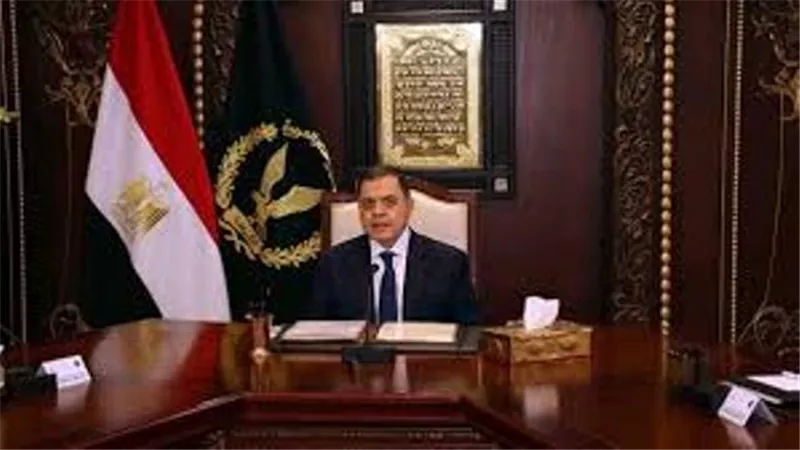 الأهالي يناشدون المحافظ ووزير الداخلية لإزالة المخالفات و تنفيذ الأحكام