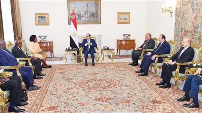 الرئيس يبحث تطورات الاوضاع في القرن الافريقي مع وزيرة خارجية كينيا
