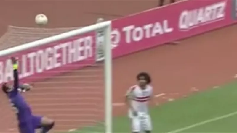 جنش ينقذ مرمى الزمالك من هدف مؤكد