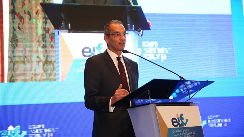 وزير الاتصالات يؤكد تعزيز التعاون مع القارة الافريقية فى تكنولوجيا المعلدلومات