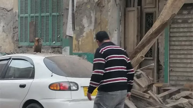 إنهيار جزئى لعقار خالى من السكان دون خسائر فى الأرواح ببورسعيد