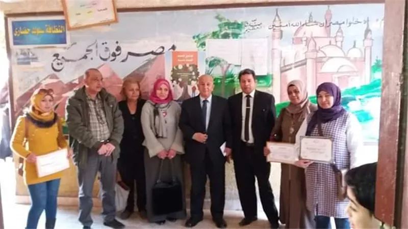 تعليم طوخ والسفير الهندى يكرمان الفائزين فى المسابقات الفنية