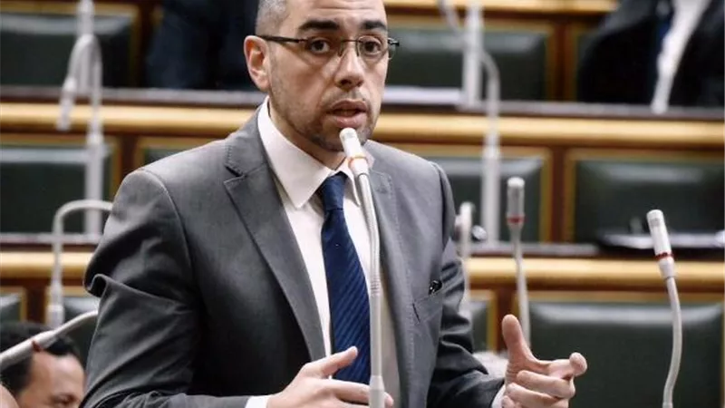 برلماني يوجه سؤالا لوزيرة الصحة بشأن إعتماد تحليل الـ 
