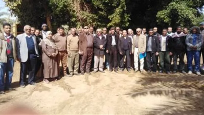 وفد مركز البحوث الزراعية يطمئن على الزراعات في الوادي الجديد