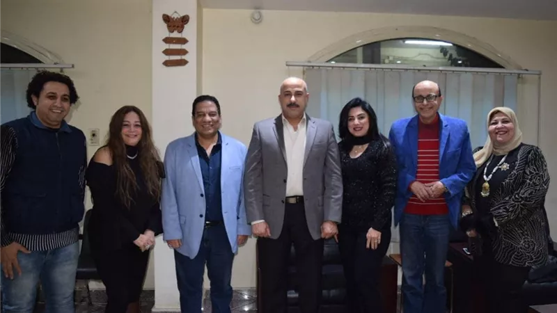 فاتن الحلو: حضرت مسرحية سيرة حب مرتين وما شبعتش منها .. صور