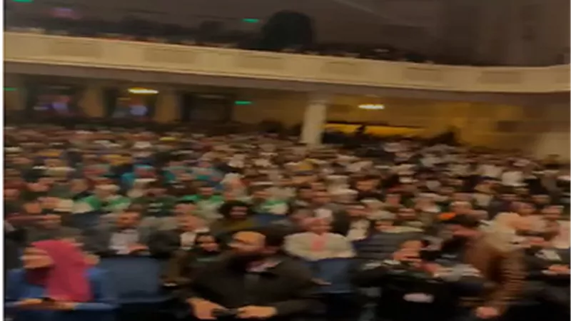 لجان التحكيم تتفقد 50 مشروعاً طلابياً ضمن فعاليات مؤسسة شباب القادة بالجامعة الأمريكية