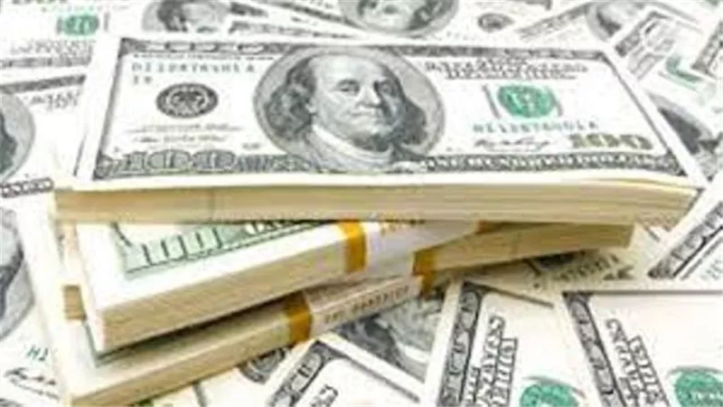تراجع طفيف لاسعار العملات بالبنوك فى مستهل تعاملات الاربعاء
