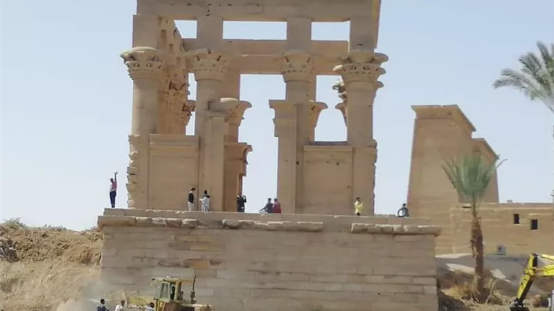 البدء في مشروع تطوير معبد فيلة بأسوان