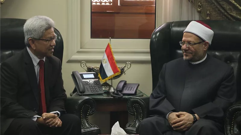 المفتي يستقبل وفدًا دينيًّا ماليزيًّا لبحث تعزيز التعاون الديني