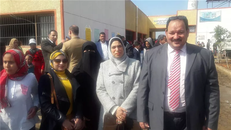 علوم بورسعيد تشارك في القافله الطبيه والثقافية لقري جنوب بورسعيد..صور