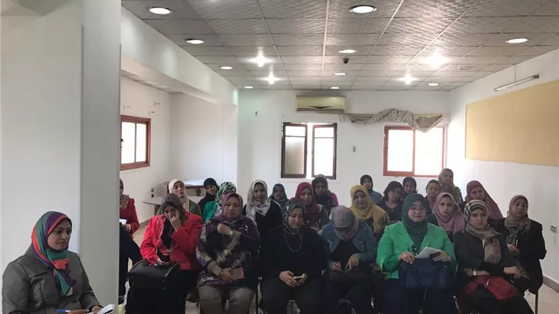 مستقبل وطن ينفذ برنامجاً لتوعية المرأة القنائية بأهمية ممارسة الحقوق السياسية